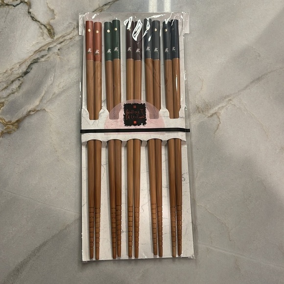 Set of 5 Pairs Japanese Natural Wood Chopsticks - Picture 3 of 5